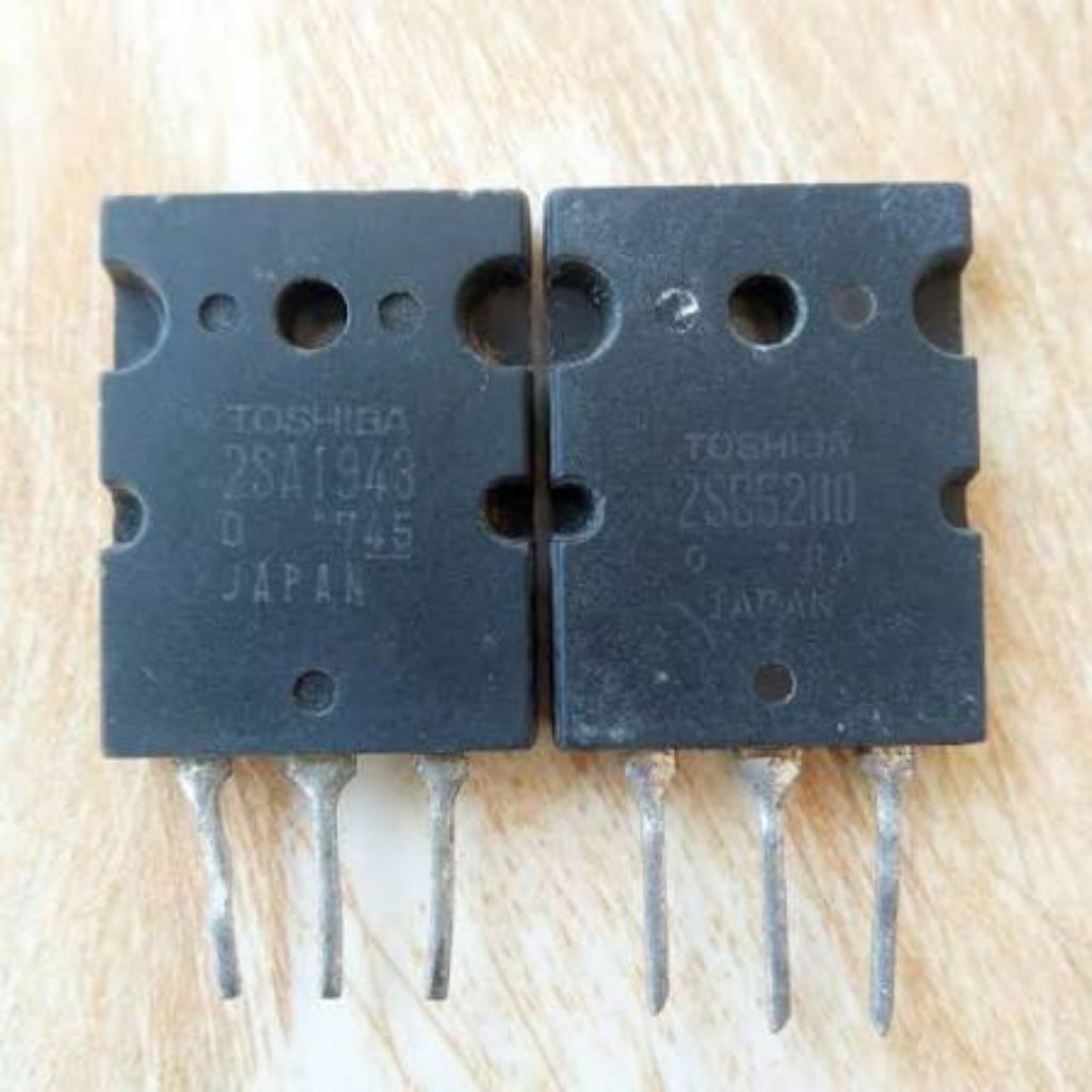 TR TOSHIBA CABUTAN 1 SET 2SA1943 2SC5200