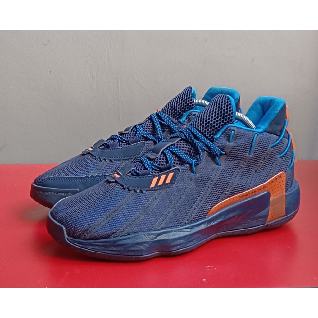 adidas dame 5 size 42