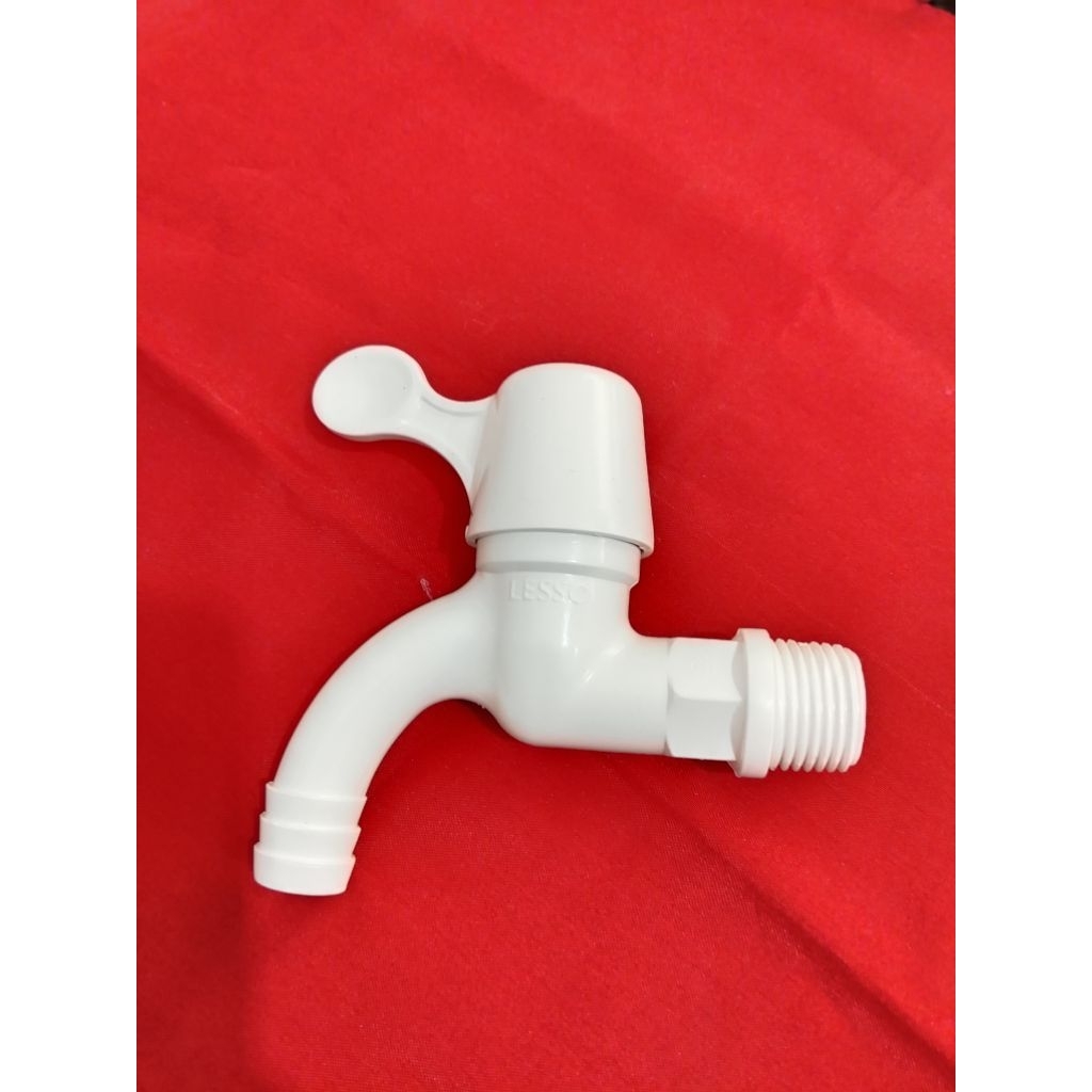 Kran tembok PVC Lesso