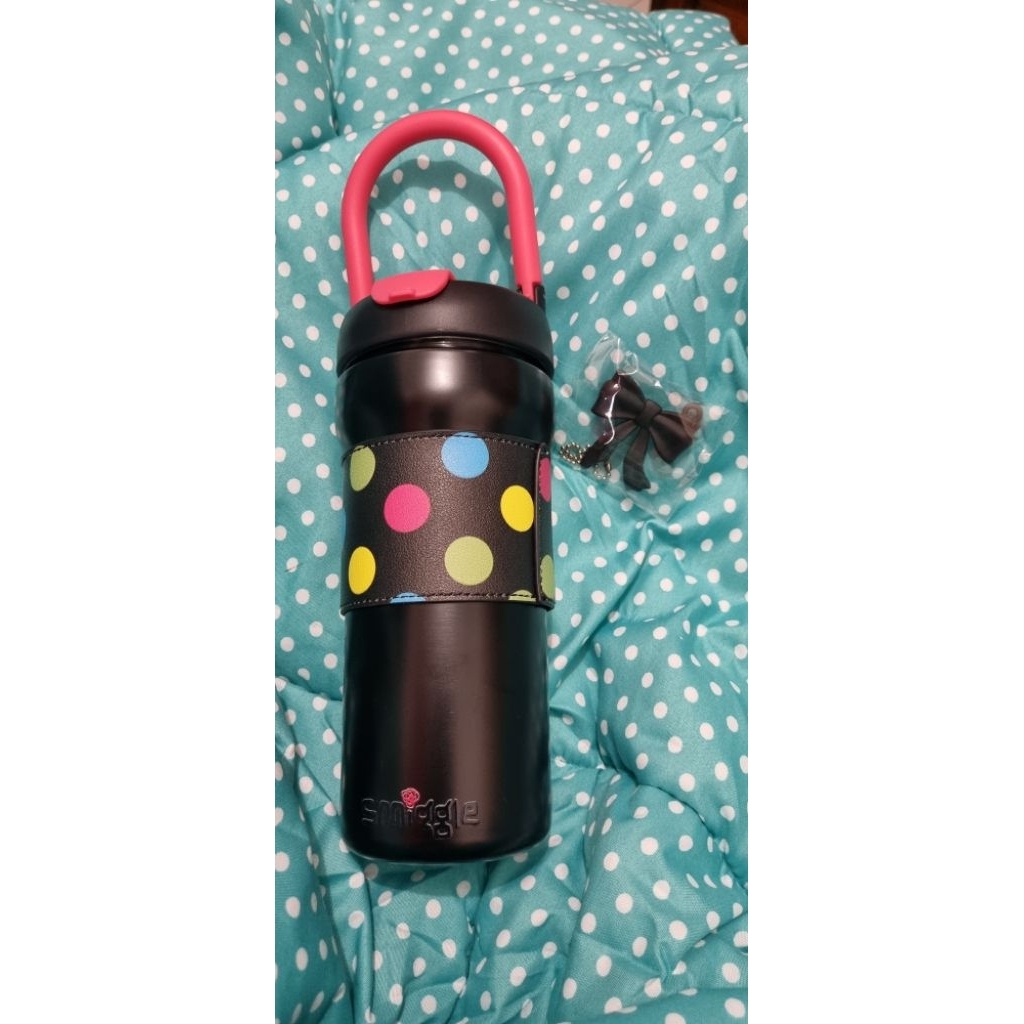 tumbler smiggle black pink