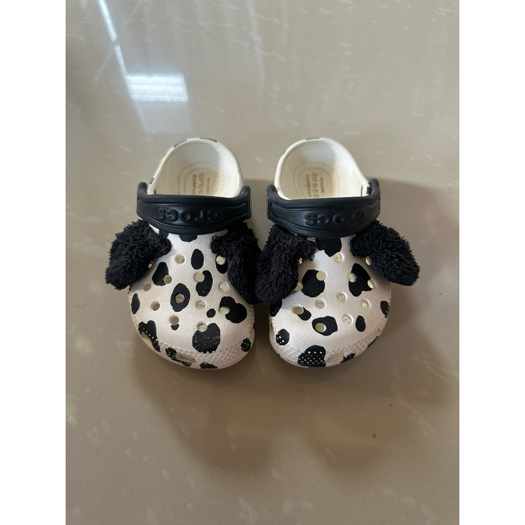 Preloved crocs toddler size C7 original