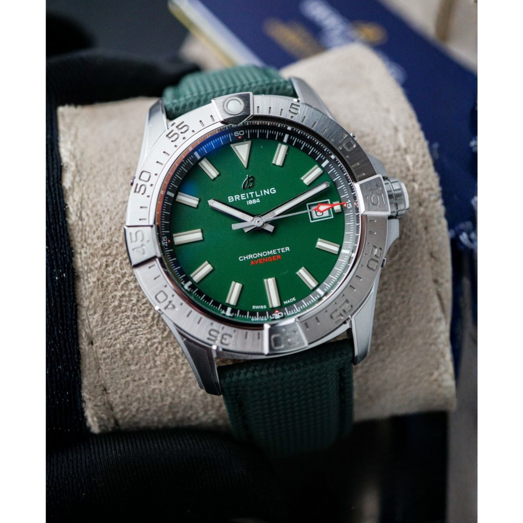 Breitling Avenger Green - A17328101L1X1