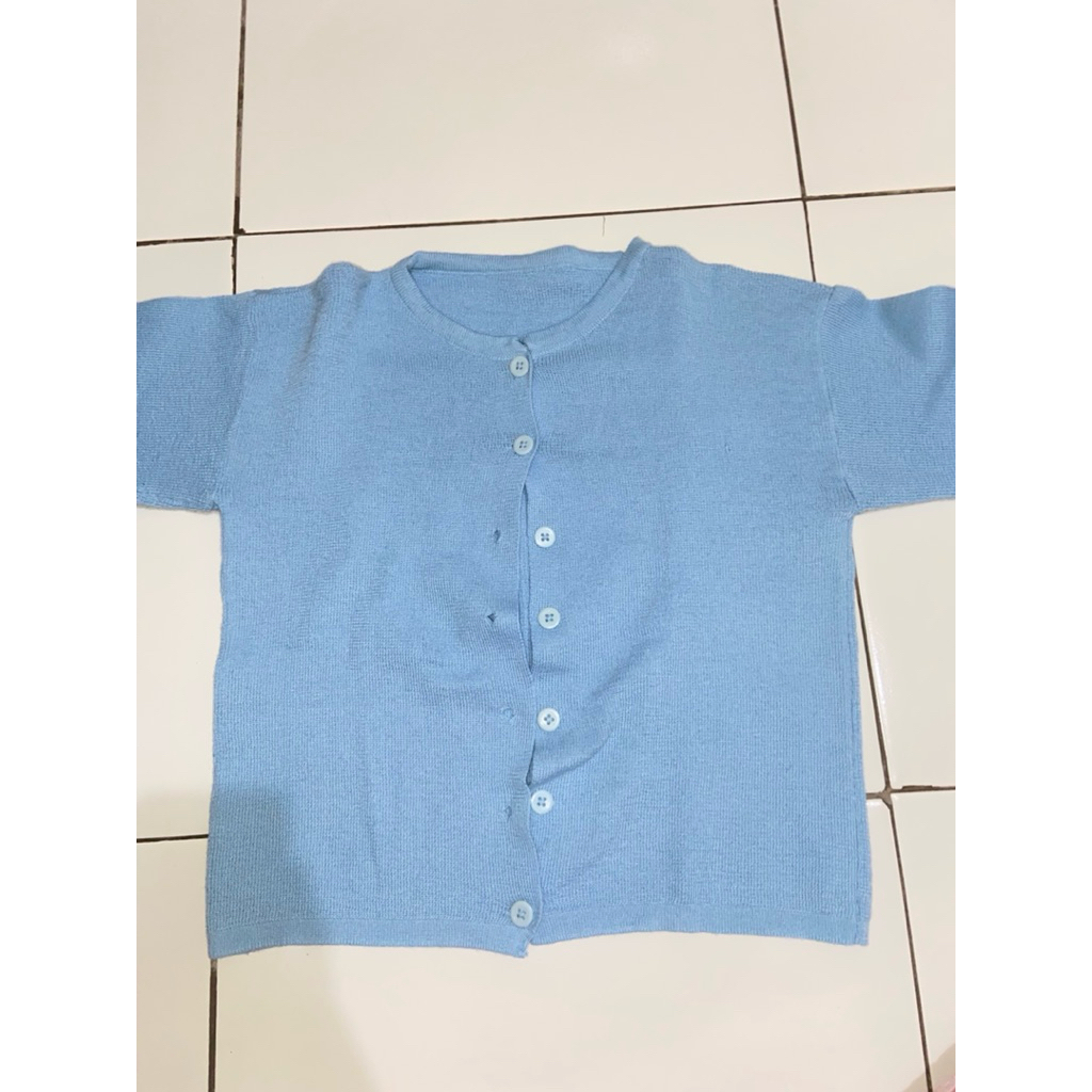 PRELOVED CARDIGAN RAJUT CROP