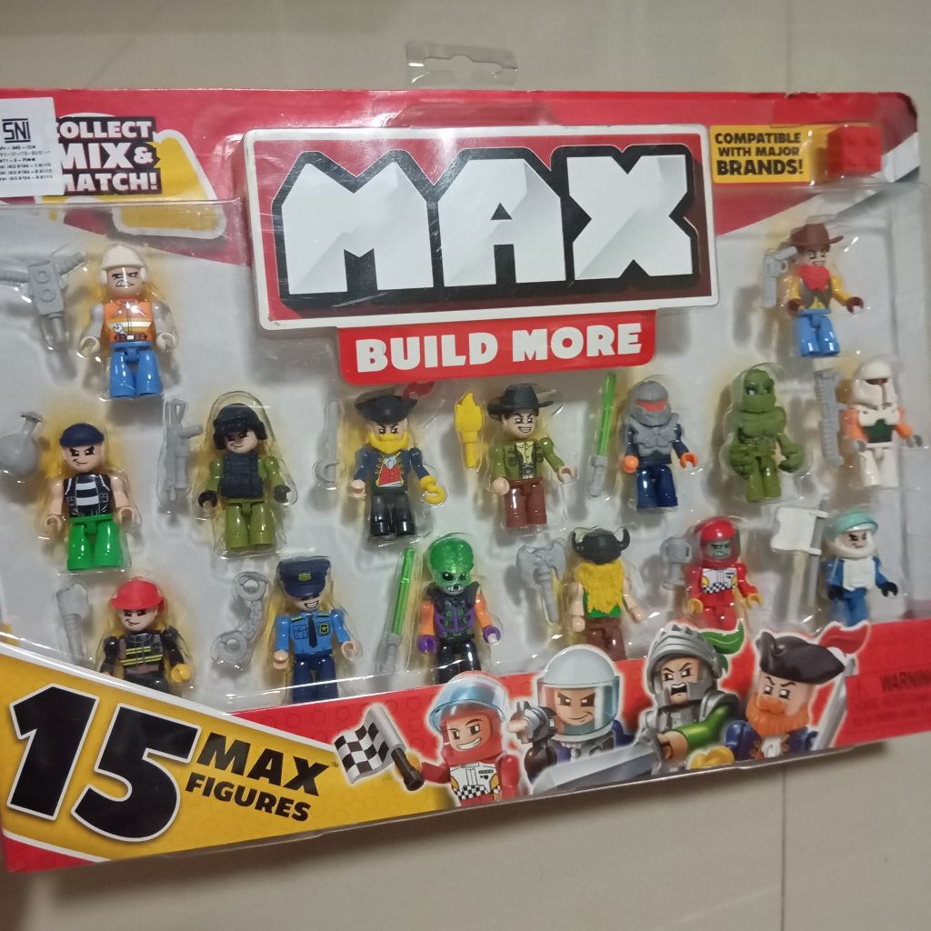 Zuru Max Build More 15 Action Figure Compatible with Lego Brand Max Value Police Alien Viking Coboy 