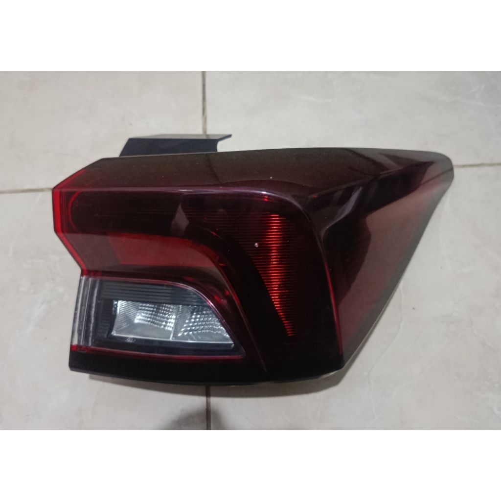 Stoplamp lampu belakang Toyota Avanza 2024 2025