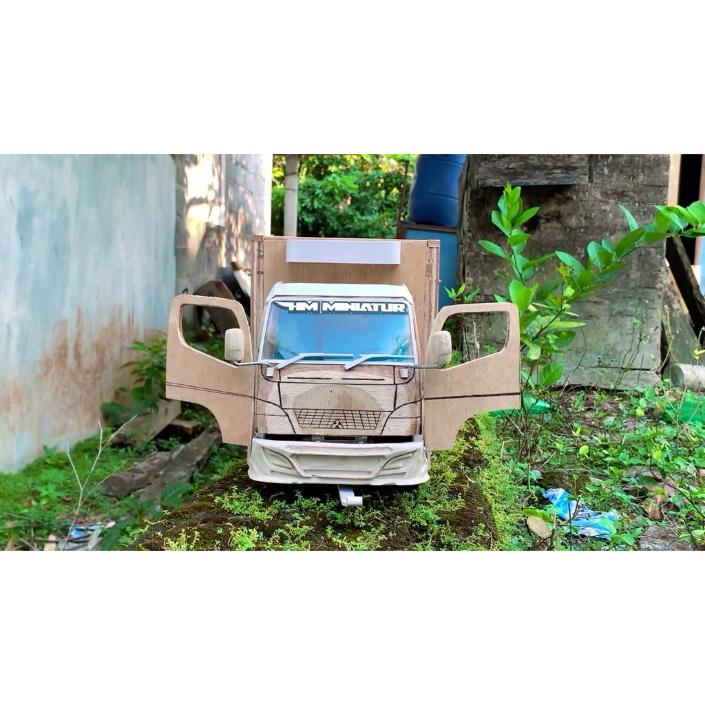 mentahan miniatur truk skala 14