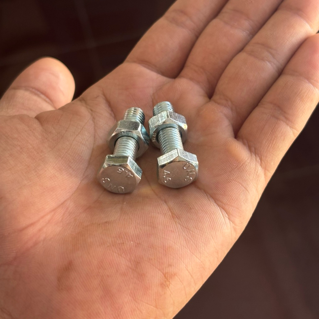 Baut 12 M8 Panjang 3 cm + Mur
