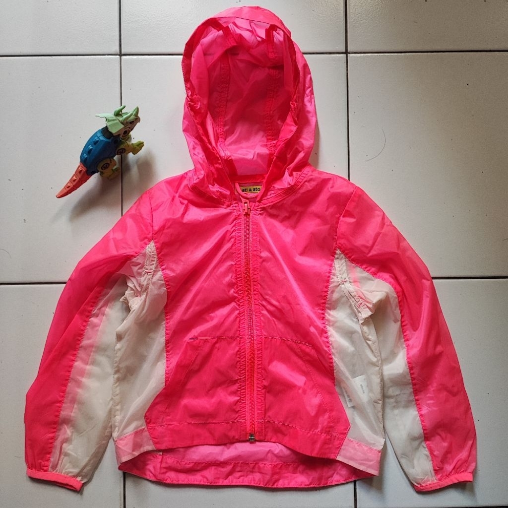 Jaket Running Parasut Lightweight Sporty Anak Perempuan Ati & Ato Outdoor Original 100% Motoran Cuac