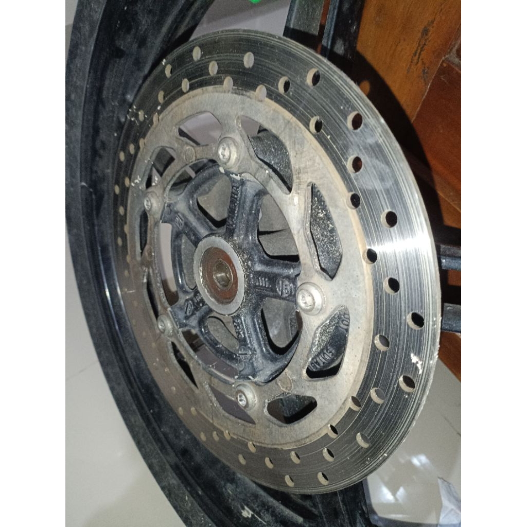 Velg R15 V2
