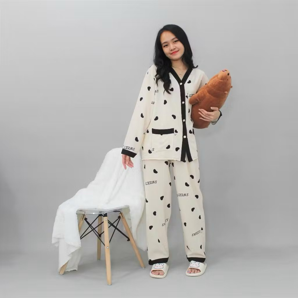 Baju Tidur Wanita YX Claudia Powysuit Satin Sutra Adem Lengan Panjang Celana Panjang (PRELOVED)