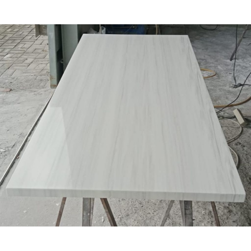 Meja makan solid surface A