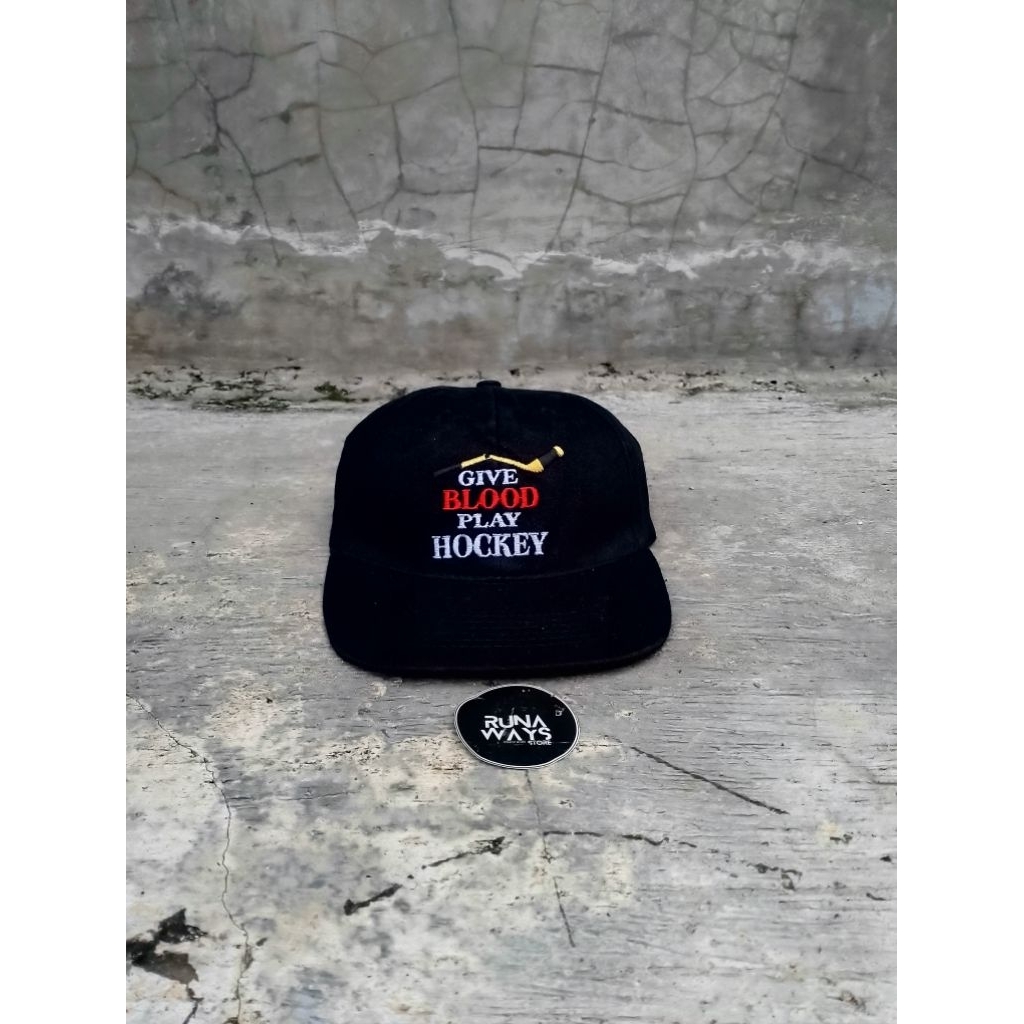 TOPI CAPS GIVE BLOOD PLAY HOCKEY