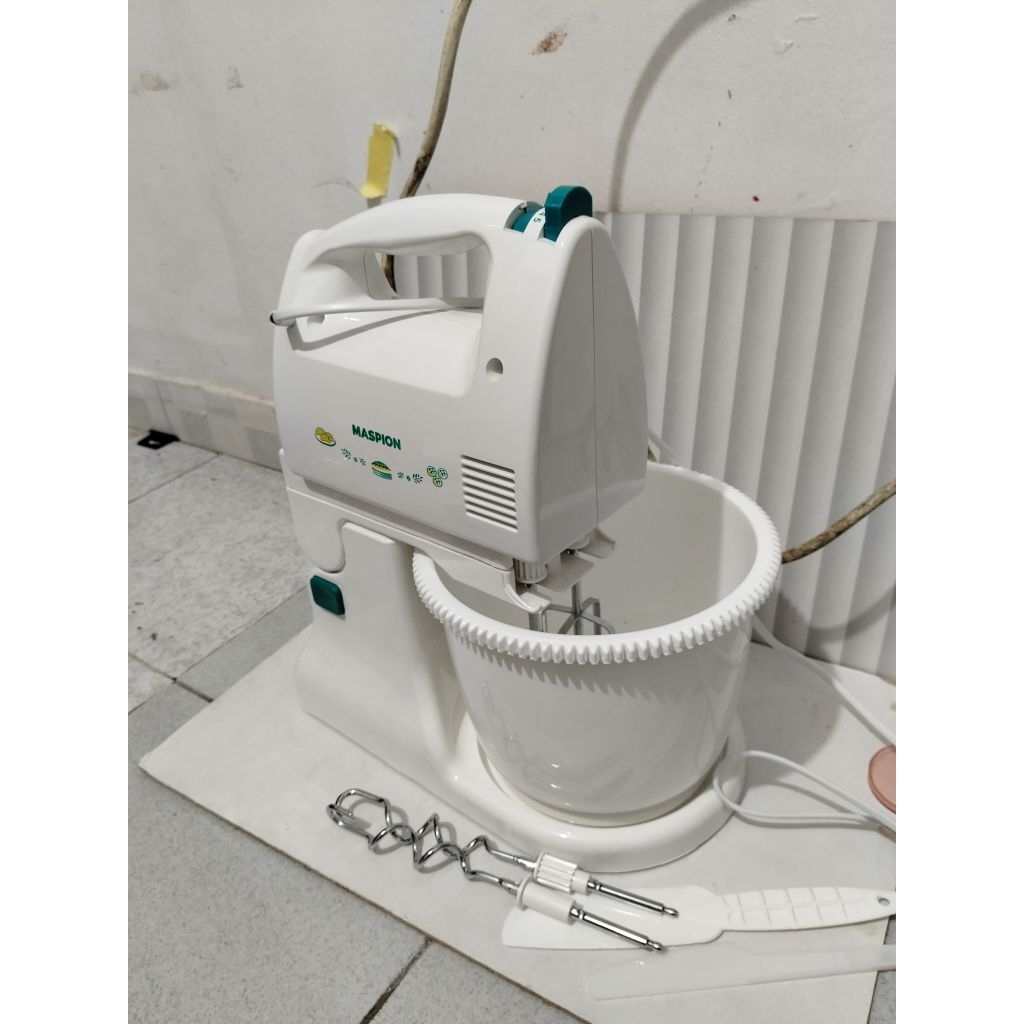 Mixer Duduk Maspion MT-1140 Serbaguna