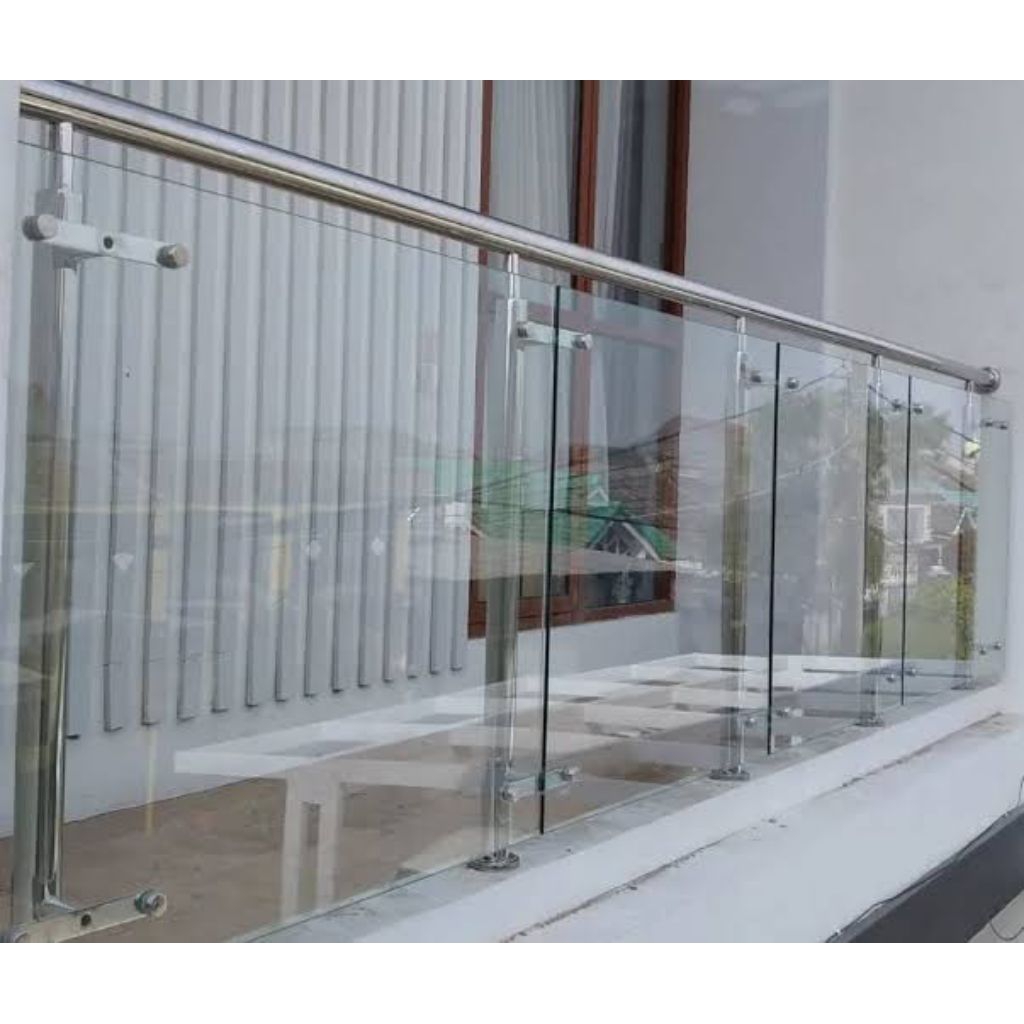 Balkon stenlees kaca tempred 10 mm