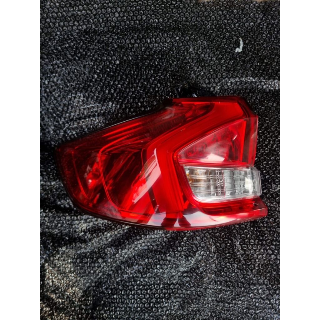 Stoplamp Suzuki XL7 Original