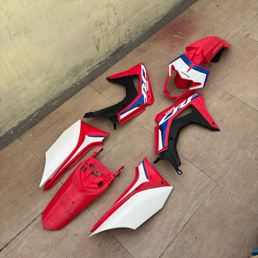 bodi copotan original honda crf body set honda crf 150L