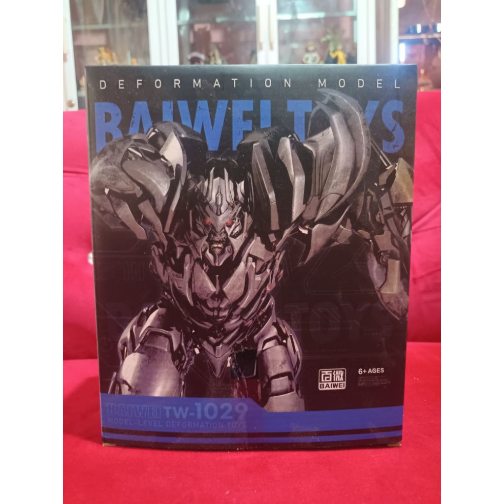 Action Figure Transformers Megatron Baiwei TW-1029. 