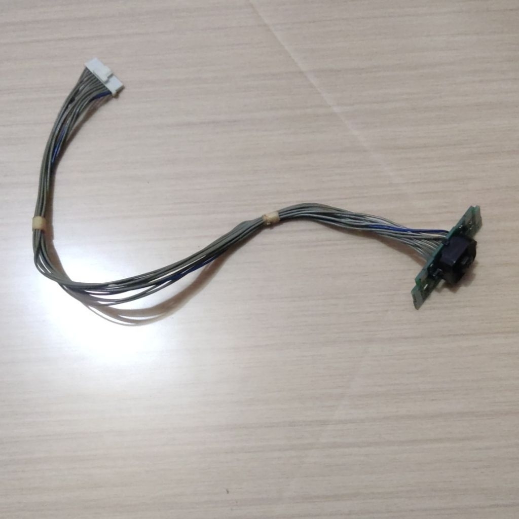Tombol power on off TV  lcd led 24 inch LG 24LB452A original normal