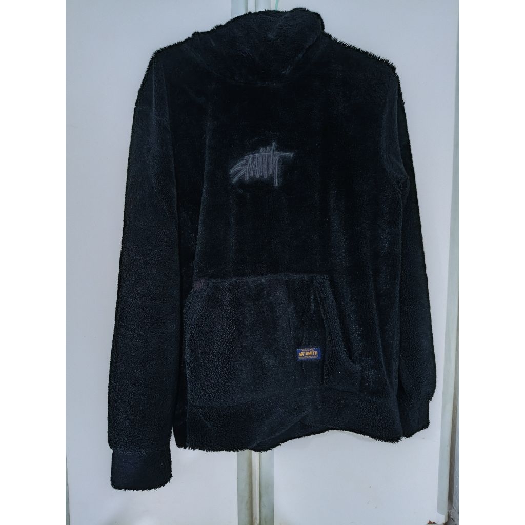 Hoodie Smith Hitam