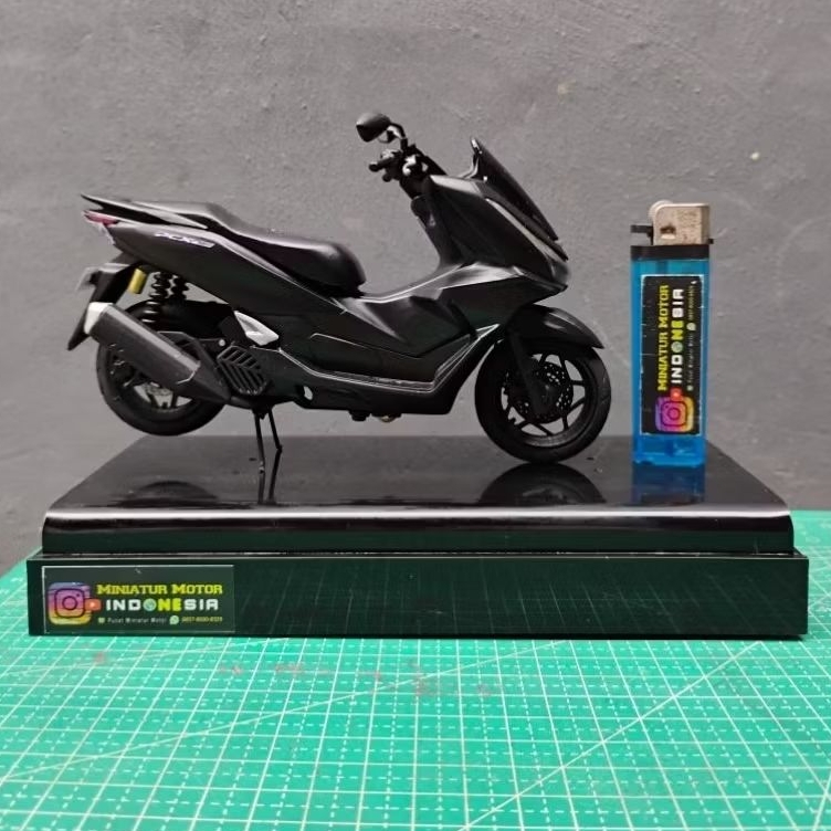 Miniatur Motor HONDA PCX 2026 Skala 1:12 Bisa Custom