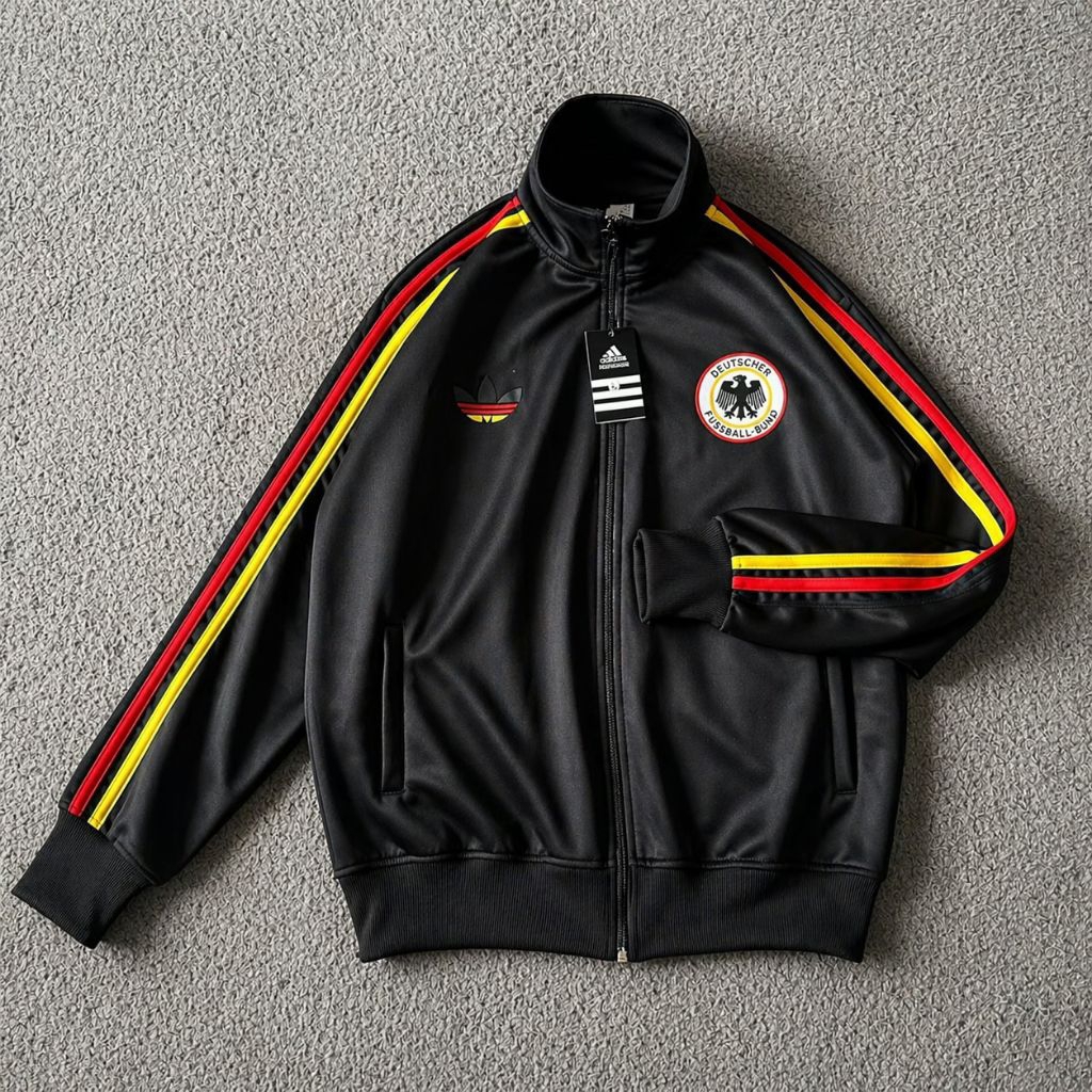 jaket tracktop germany