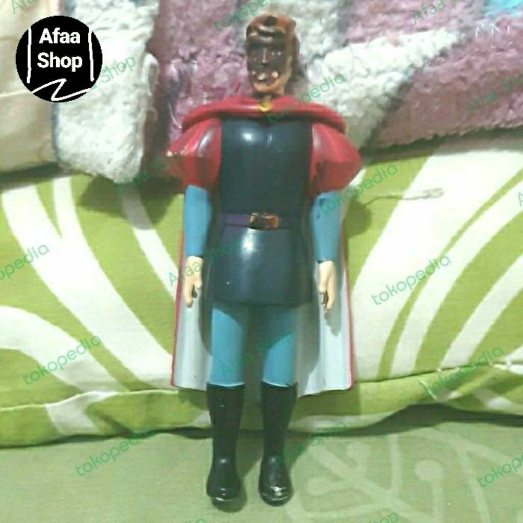 Mainan preloved figure prince pangeran philip beauty and the beast disney