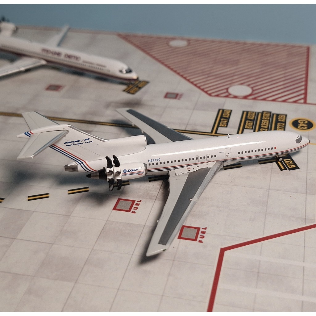 Diecast Pesawat Boeing In House UDF Test Flight - Boeing 727-63 registration N32720 JC Wings skala 1