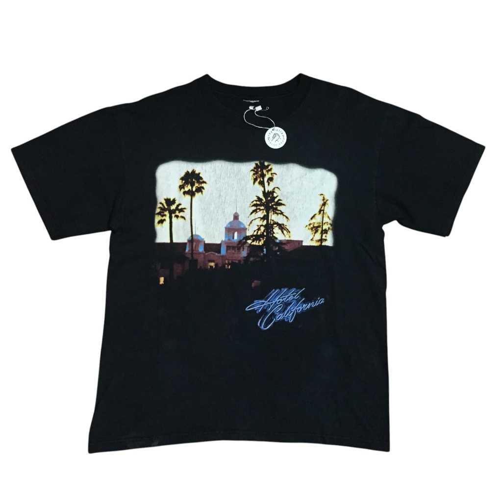 Vintage 00s Eagles Hotel California 2002 Tour Rock Band Tees
