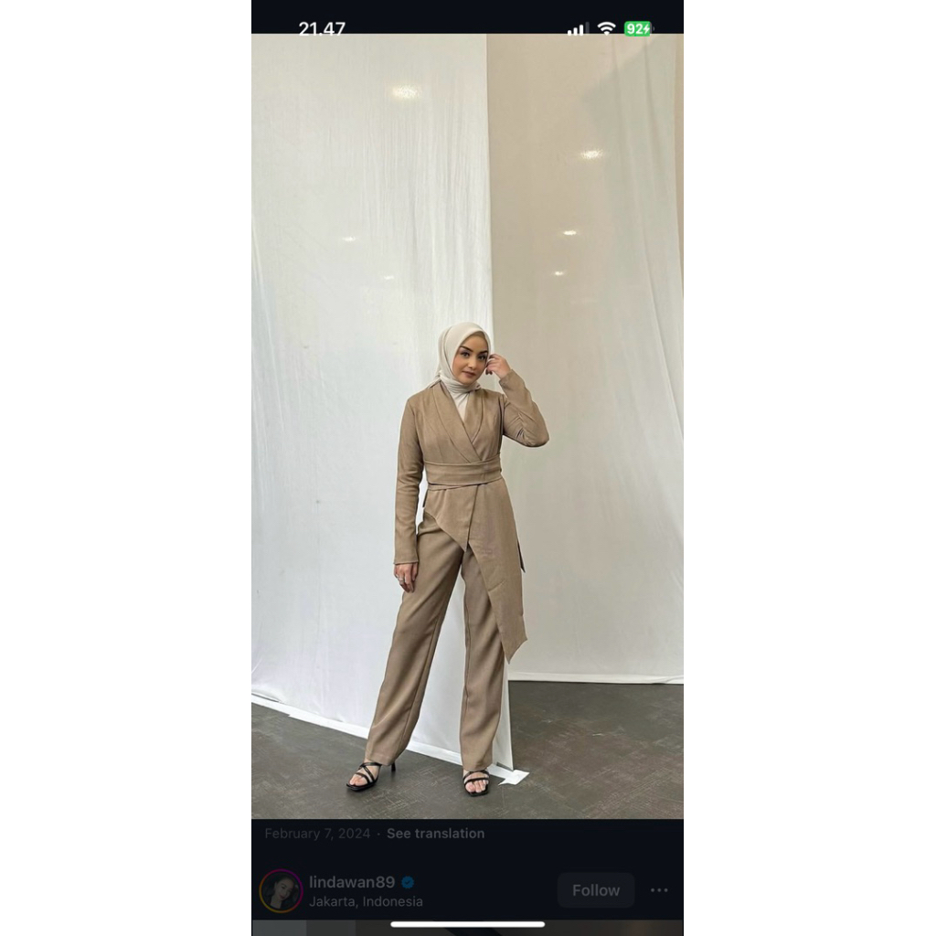 PRELOVED - Sekali Pakai - Golden brown - vezzo x nina zatulini size M