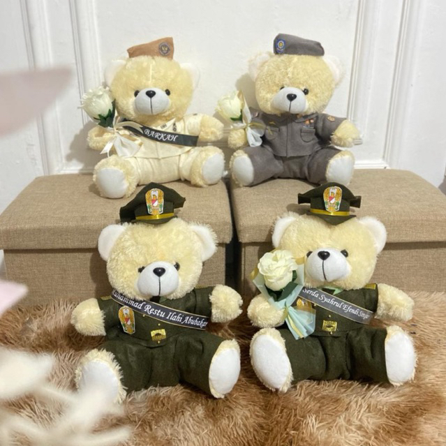 Boneka profesi 35 cm, bulu lembut & halus, nyaman dipeluk. Baju kain flanel rapi, dilengkapi selempa