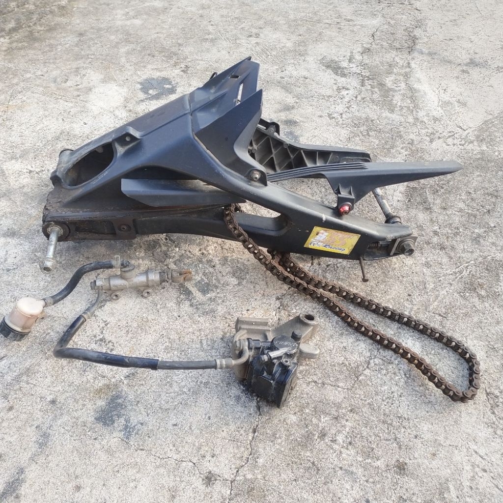 Swing Arm YAMAHA R15v3 MT15 XSR VixionR Original Copotan