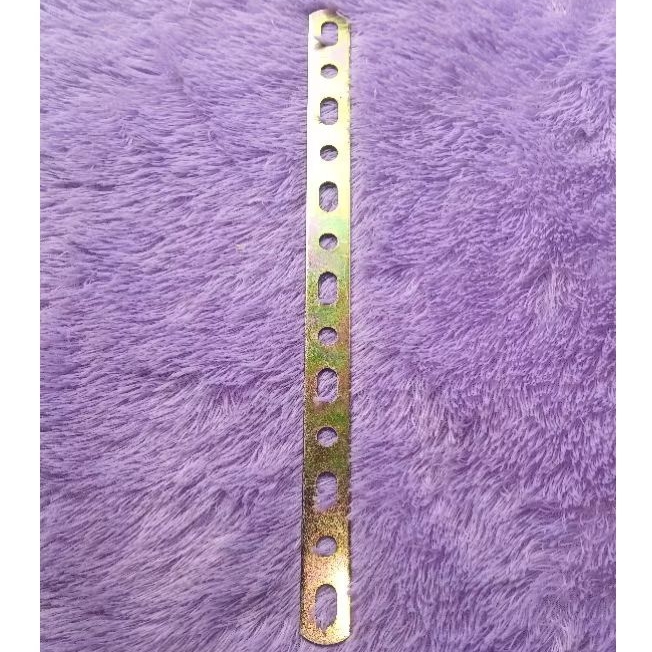 Plat besi lubang plat braket / plat strip untuk tempat klakson dan relay
