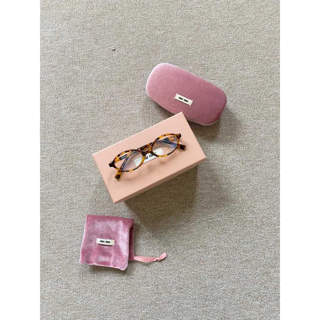 miu miu oval glasses | kacamata oval miu miu