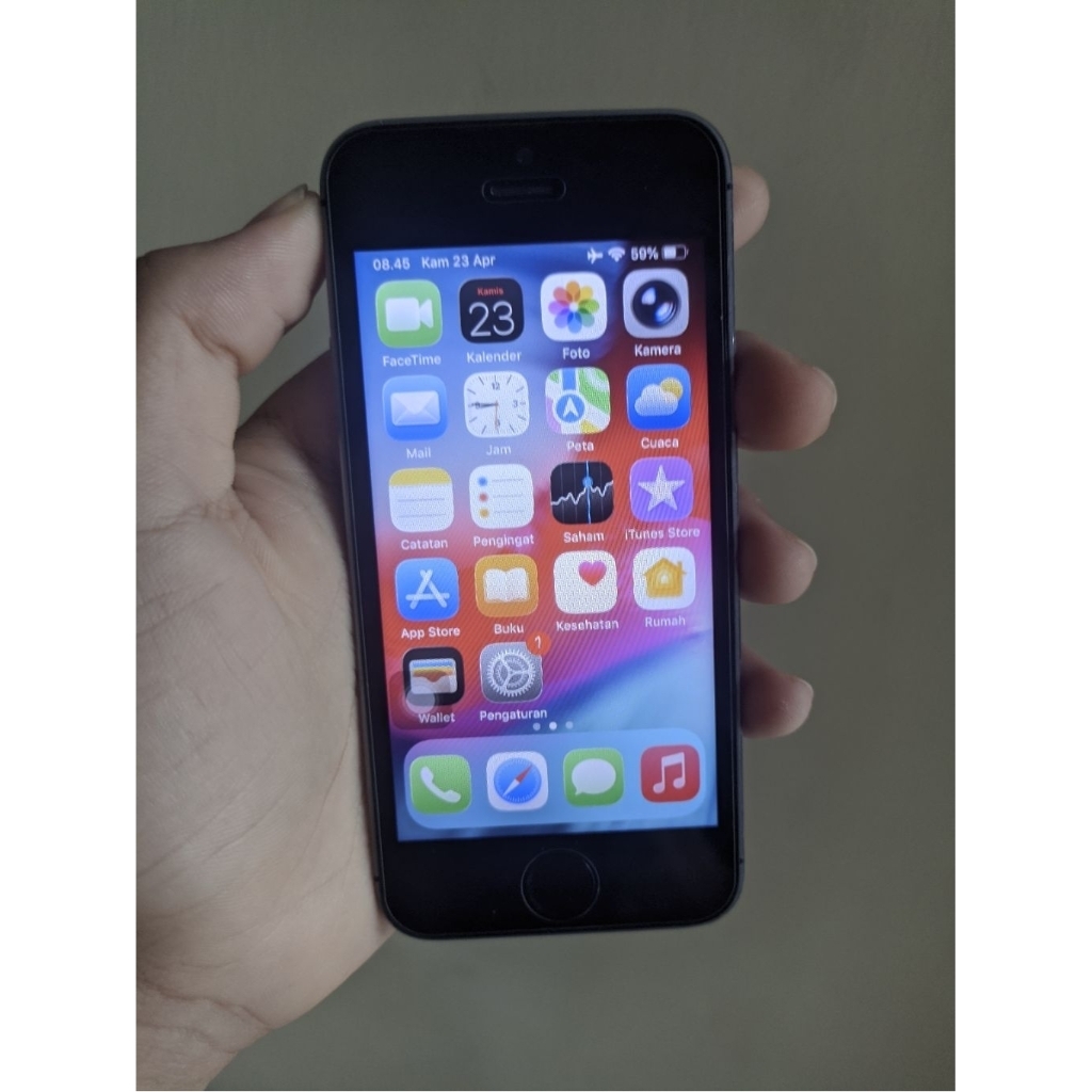 iphone 5s bebas reset, 16gb, alloperator, hp seken, minus cek deskripsi