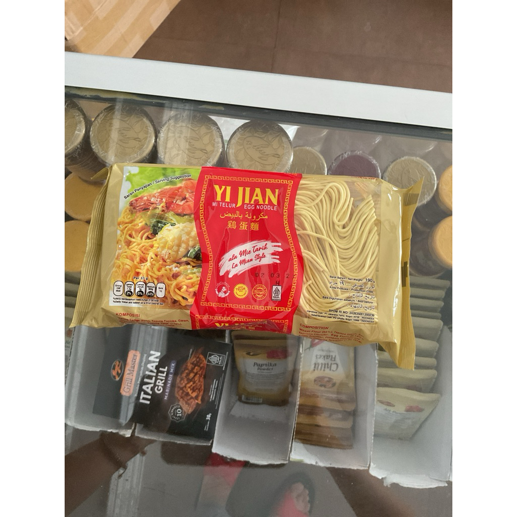 Yi Jian mie telur 190 gr
