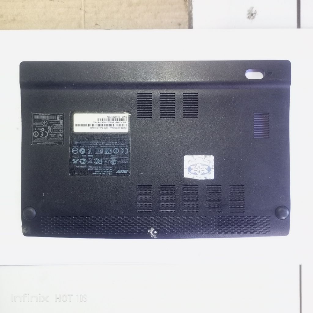 Tutup casing bawah bottom case acer aspire one 756 series acer ao756 v5-131 v5-171 ori