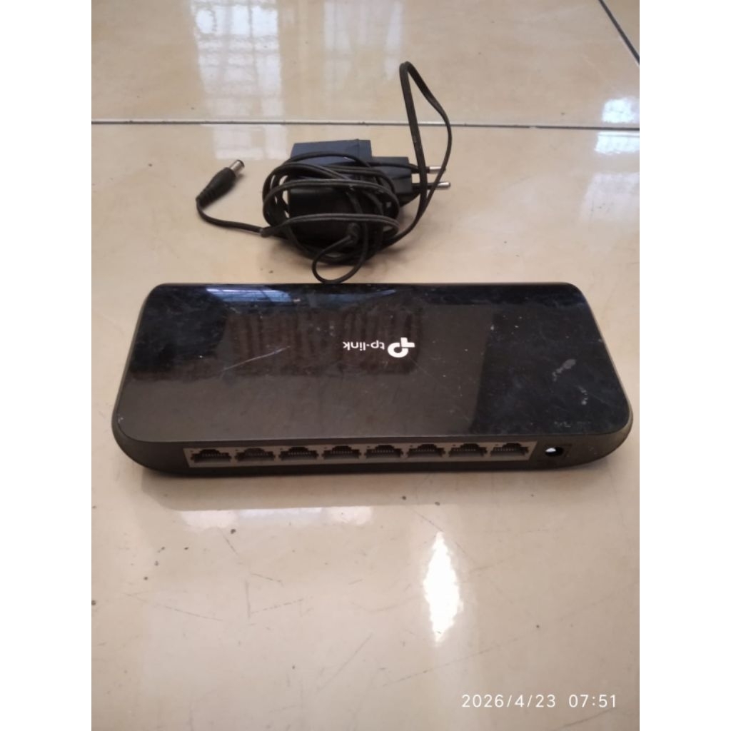 Hub Switch 8 Port 10/100 Prolink | Lengkap Adaptor | Second