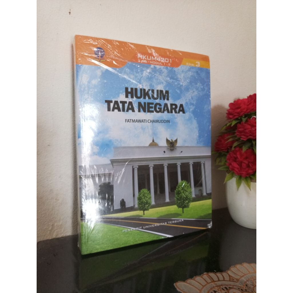 ORIGINAL BUKU UT - HUKUM TATA NEGARA by Fatmawati