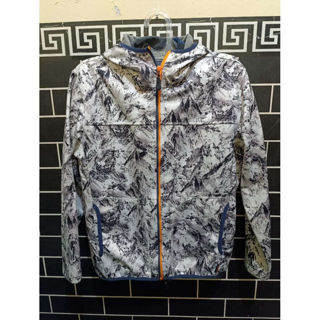 JAKET RUNNING FIELDCORE