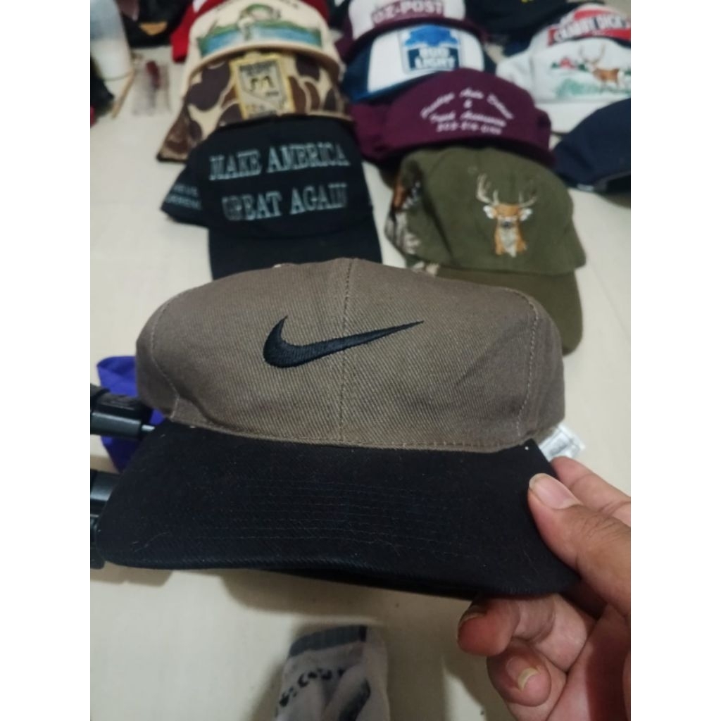 Co Topi Nike vtg