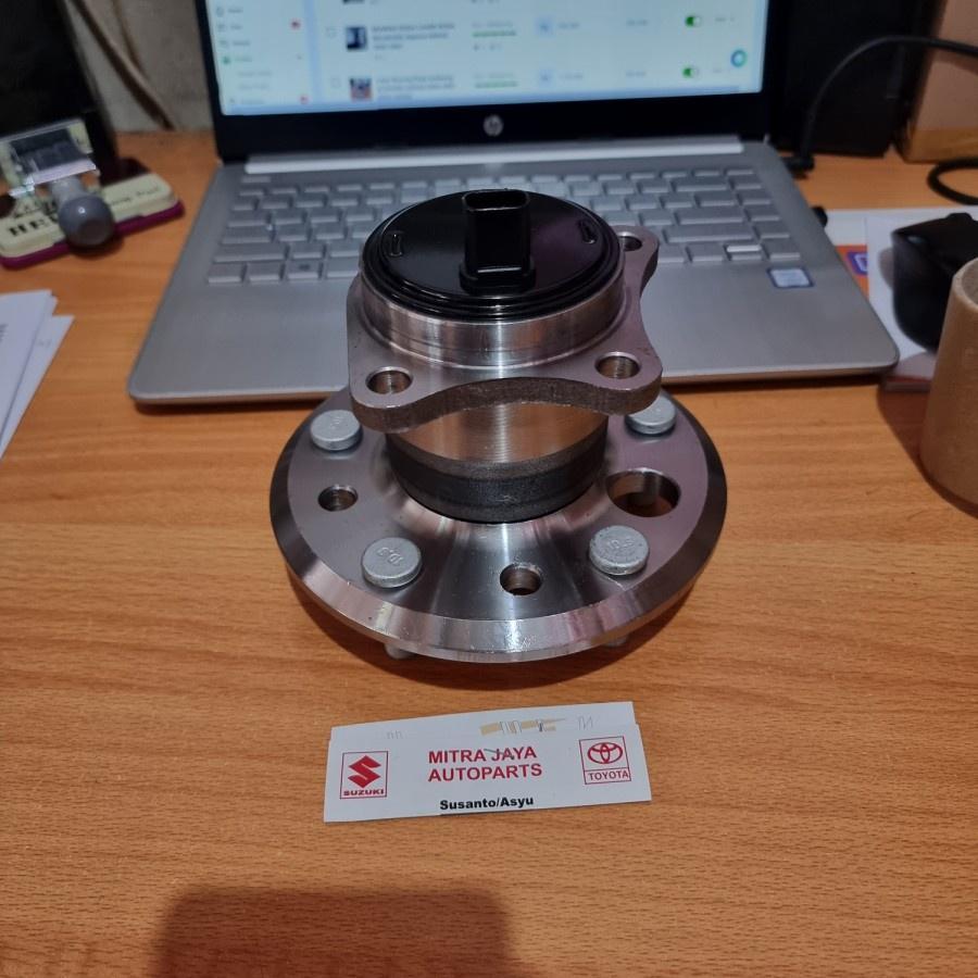 Laher Roda Bearing Roda belakang Kanan CAMRY ASV50 2500CC - Warna