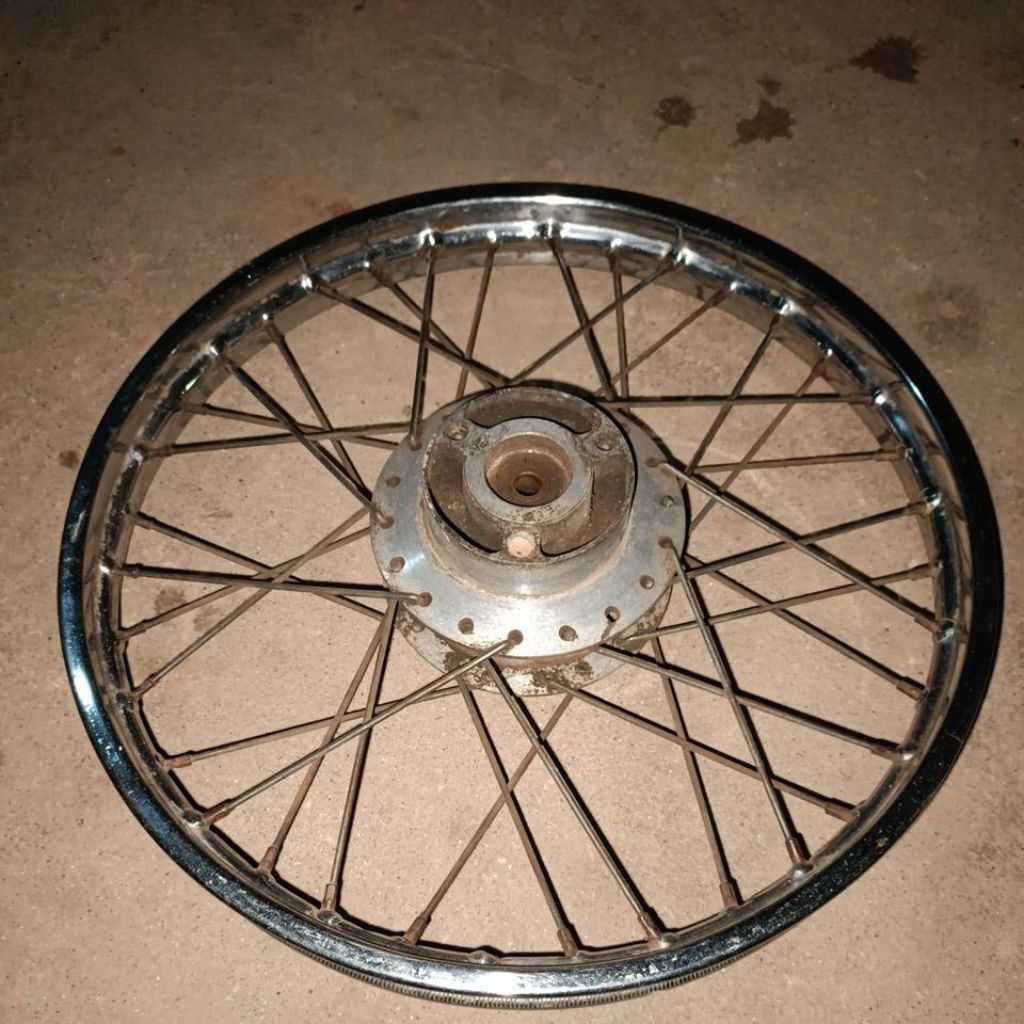 Velg belakang Satria Fu jari jari ring 17 did Bekas copotan
