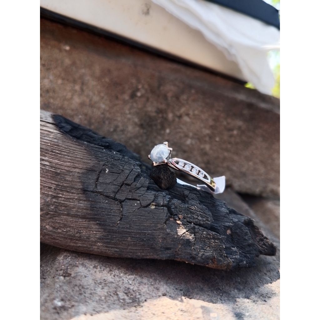 Cincin permata Xuping Safir Birma Natural