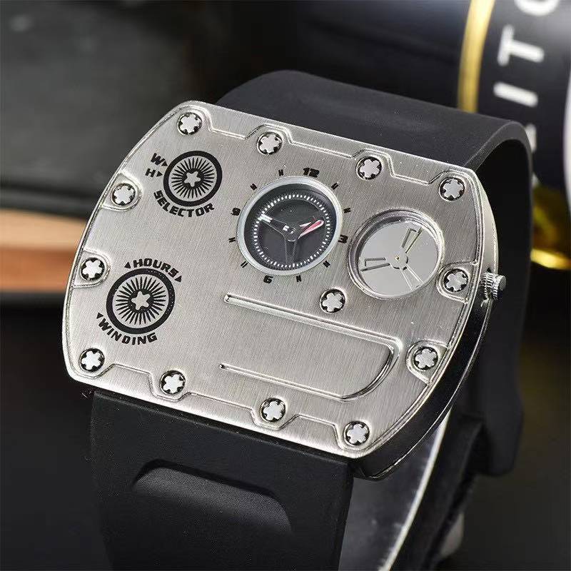Jam tangan Watch Latest full diamond  Pria cowok Tonneau Wanita watch best-selling Wanita Korean wat
