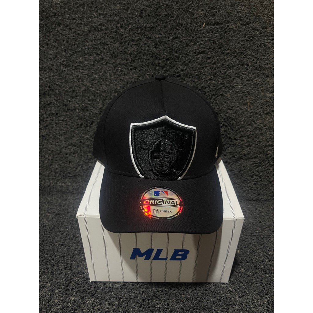Logo Raiders Big Black List Putih Bahan Hitam Topi Premium Pria Wanita