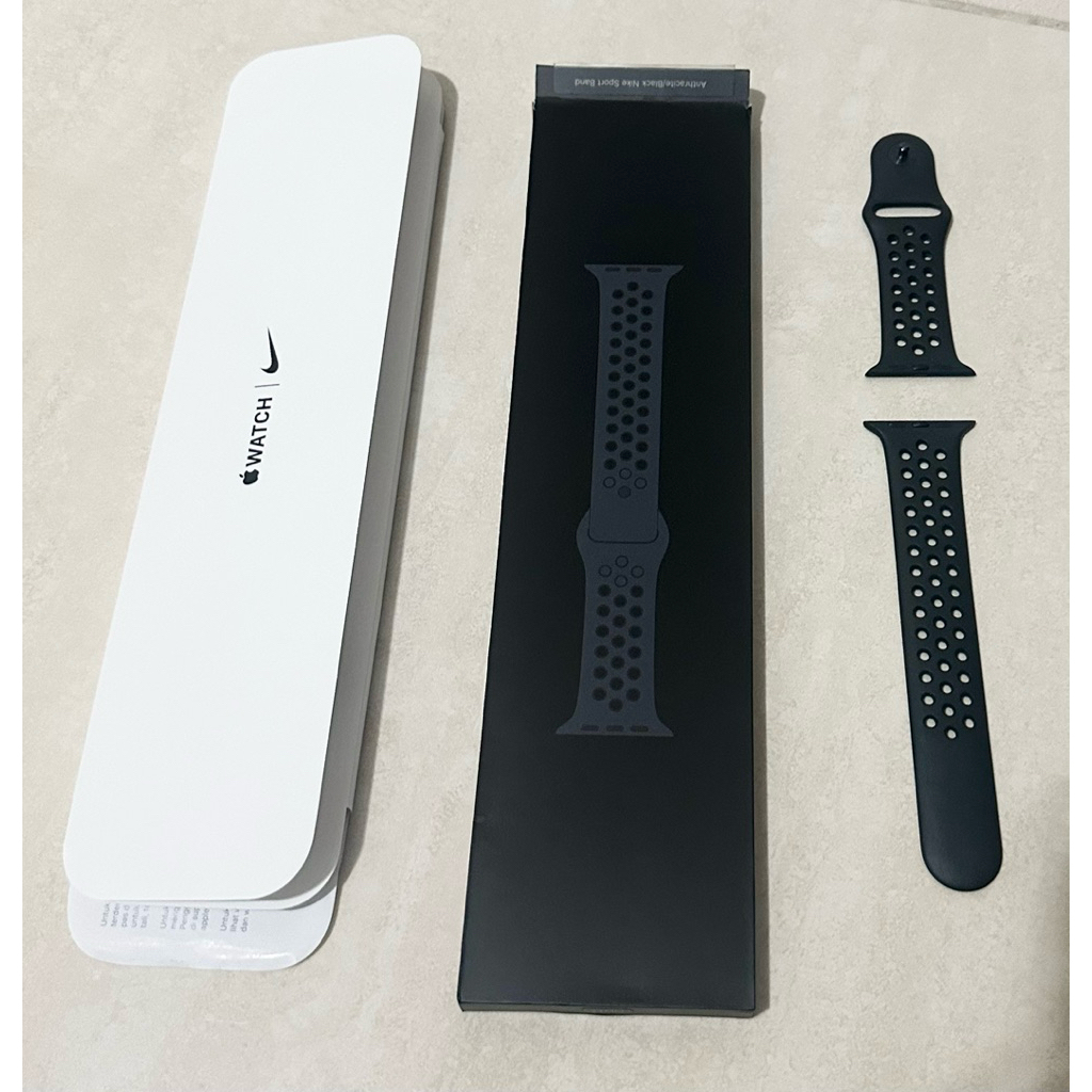 Apple watch strap seri 3 atau sejenis (44 mm), nike version, original, good condition