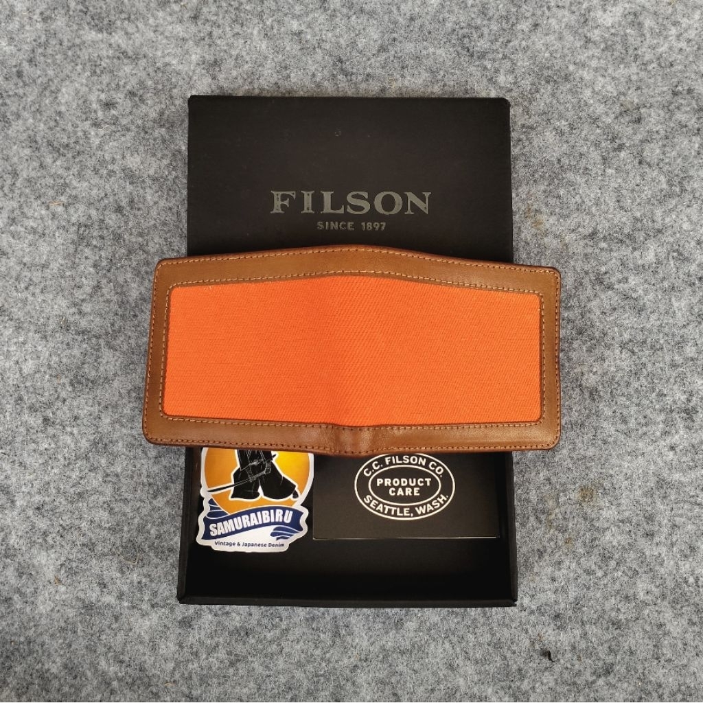 Filson wallet / Filson Briefcase not filson small bag  ghv not filson bag filson briefcase  filson  