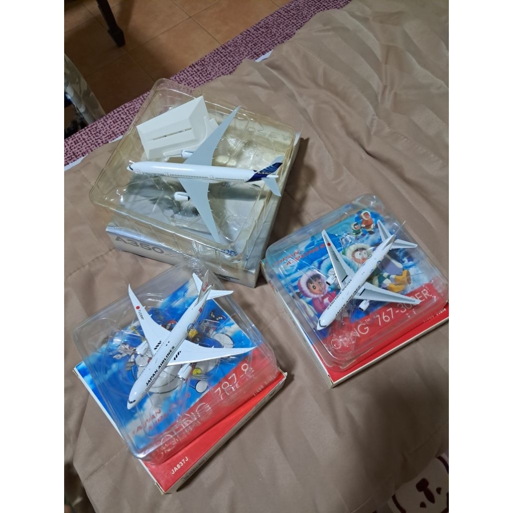 diecast pesawat phoenix 1:400, Japan airline, Airbus A350XWB