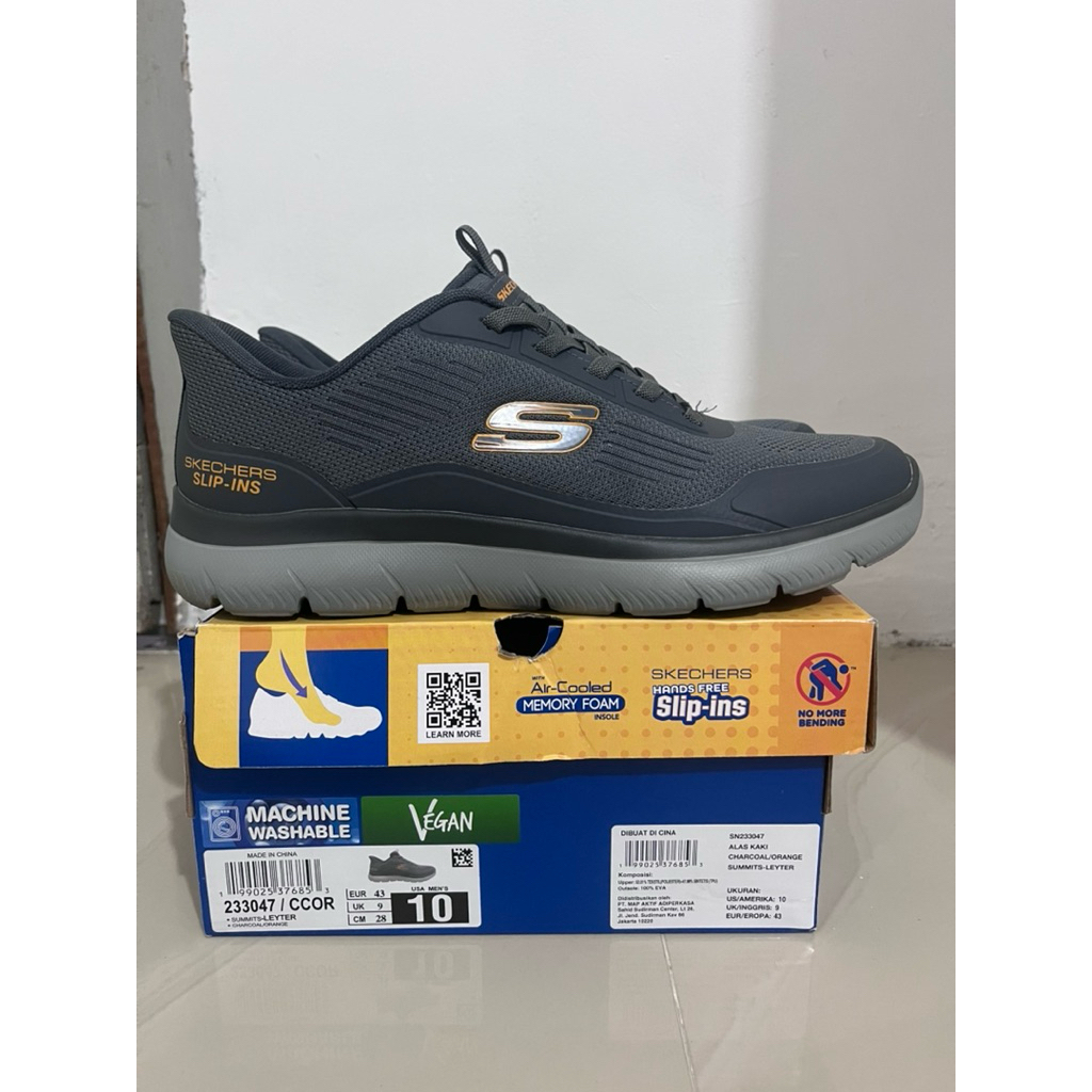 Sepatu Skechers Slip In