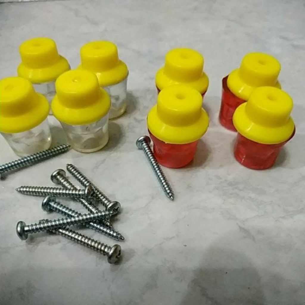 kaki karet sangkar kotak